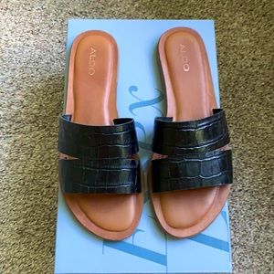 ALDO slip-on flat sandals